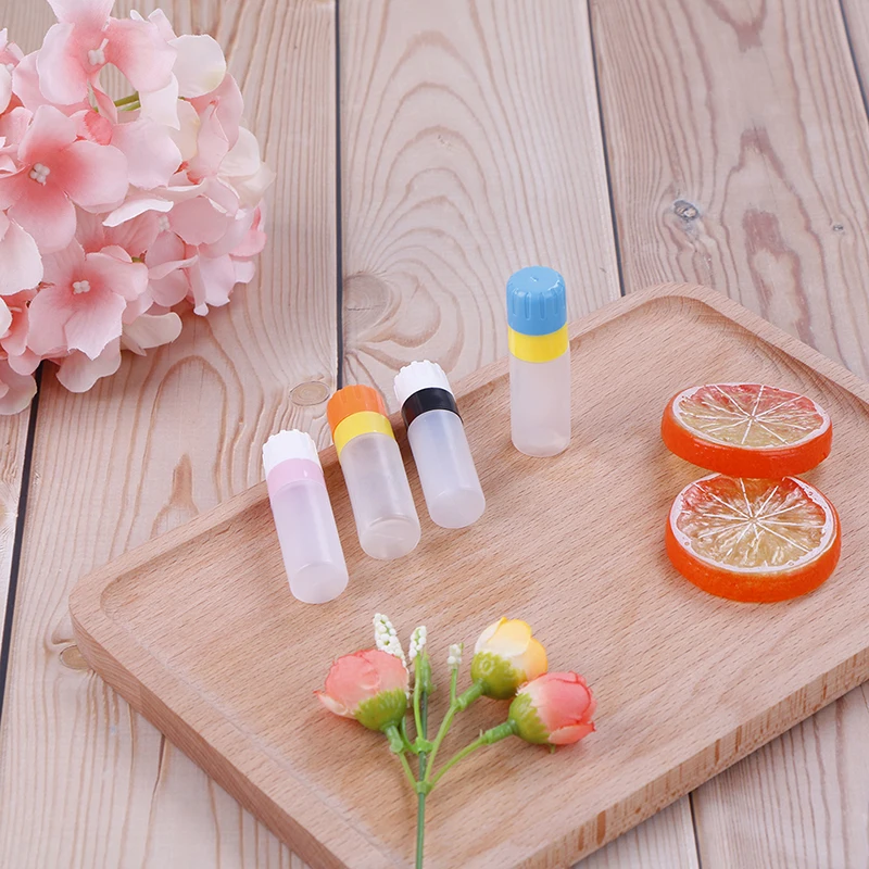 

AACAR 1PC Mini Travel Refillable Bottle Plastic Contact Lens Solution Bottle Nursing Liquid Bottle Tool Random