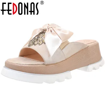 

FEDONAS Rhinestone Butterfly Knot Female Slippers 2020 Summer Platforms High Heels Sandals Women Party Basic House Shoes Woman