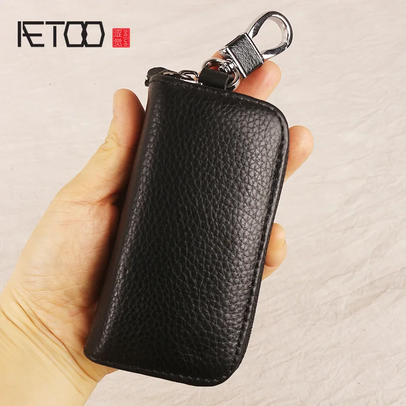 

AETOO Vintage handmade men's leather key case, first-layer leather large-capacity waist key case, soft leather card case