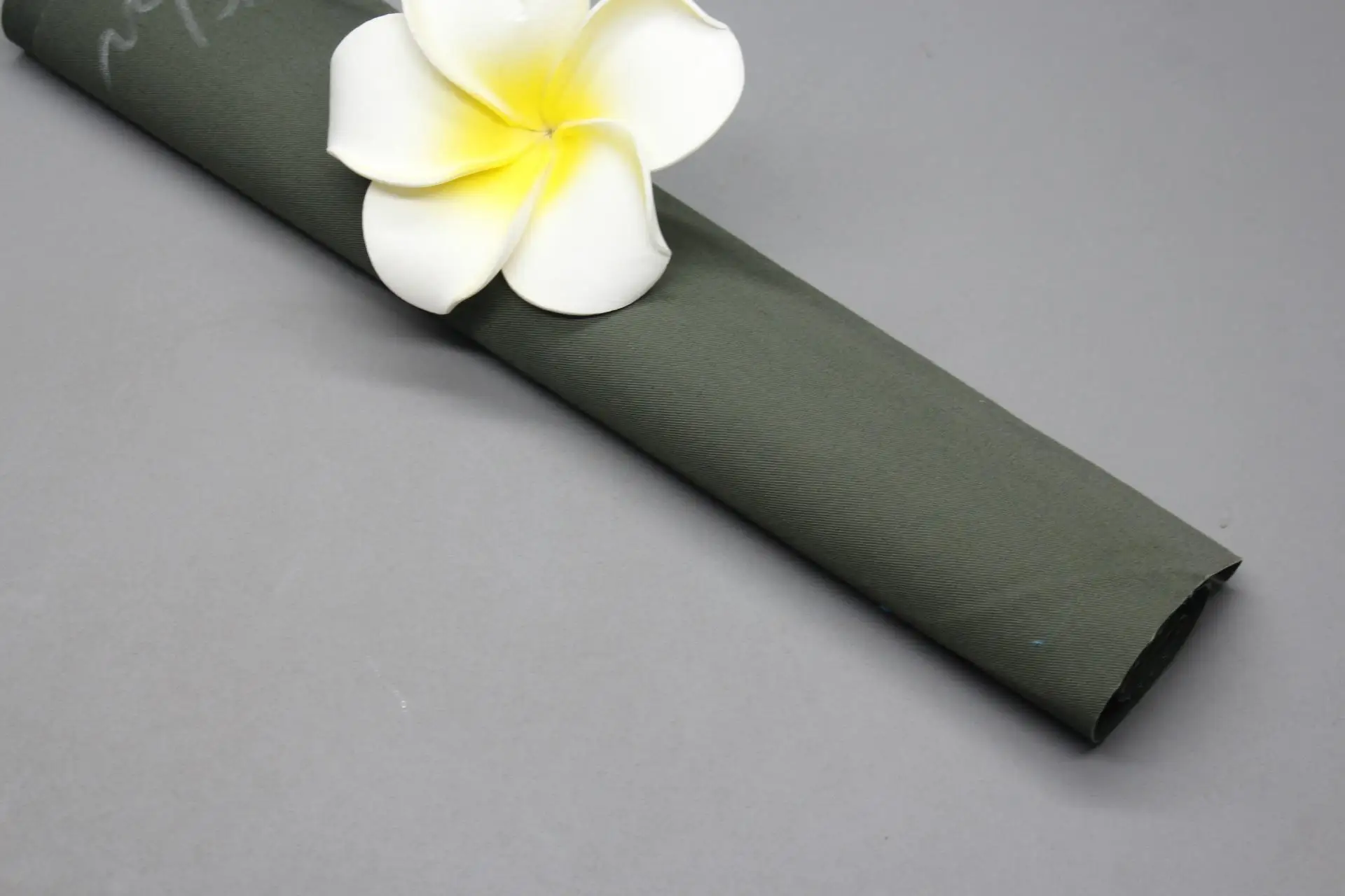 Ткань оптом 32s саржа полиэстер хлопок ткань формальдегид свободное покрытие высокого качества Мужская куртка 133*72 - Color: Army green
