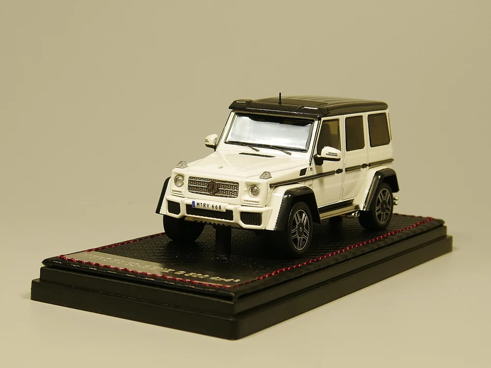 Mercedes-Benz G500 4X4 1:43 scale Diecast model car - Цвет: Белый