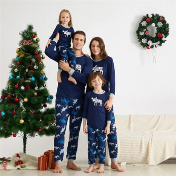 

2020 Family Matching Outfits Christmas Clothes Pajamas Set Father Women Kids Baby Sleepwear Nightwear Xmas Pjs Clothing Suit