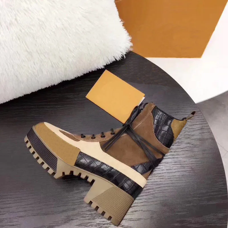 

Women's boots 2019 new luxury brand designer thick bottom tube fashion sexy single shoes leather round head print color-blocking