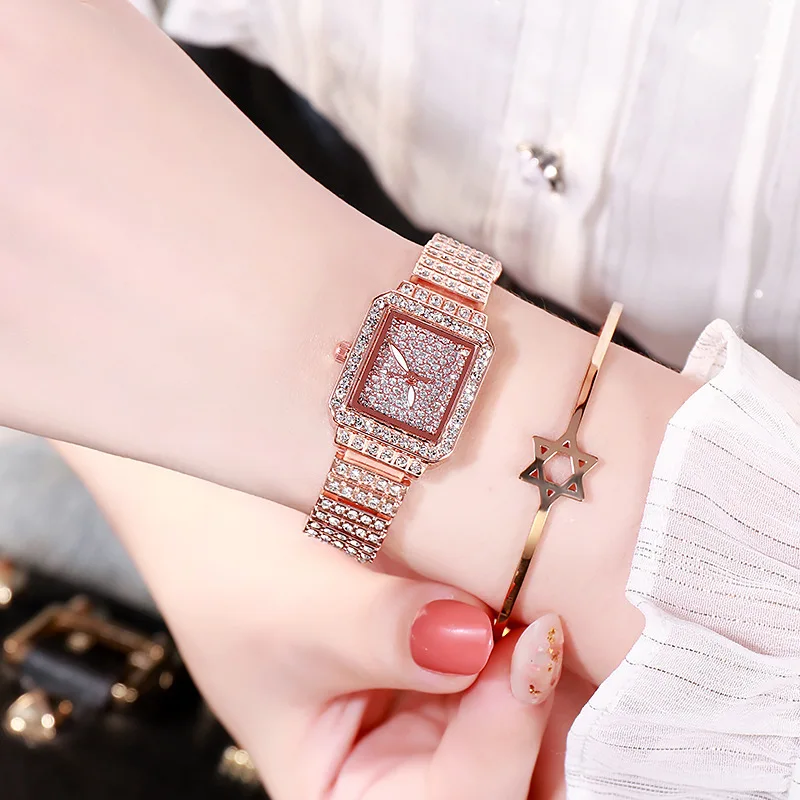 

2020 Luxury Brand Unique Designer Diamond Watch for Women Ladies Gold Square Watch Analog Quartz Female Clock Bayan Kol Saati
