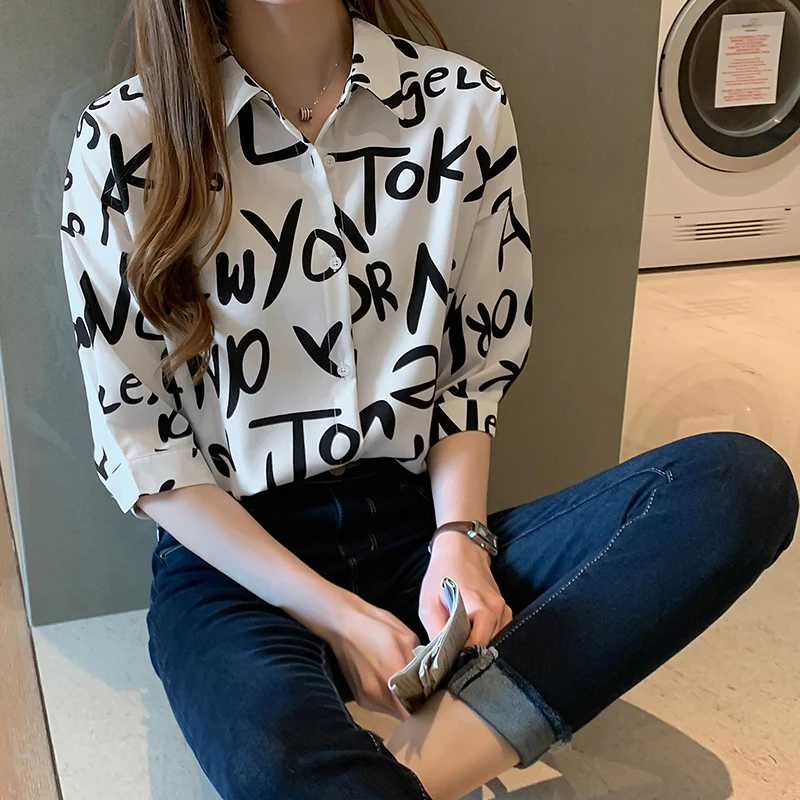 Letter Prints Shirt Women Summer 2020 New Fashion Turn Down Collar Short Sleeve Blouse Female Loose Casual White Shirts Woman