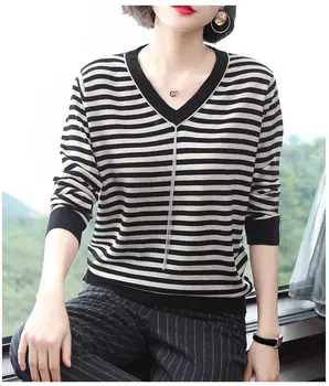 

Cardigan ladies short loose loose pullover autumn and winter thin bottoming shirt wild round neck sweater women's low collar