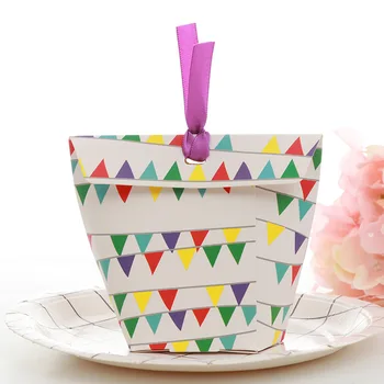 

50pcs 6x6x10cm Upscale Boat Shape Candy Bag European Wedding Favors Gift Box Package Birthday Party Favor Bags with Ribbons