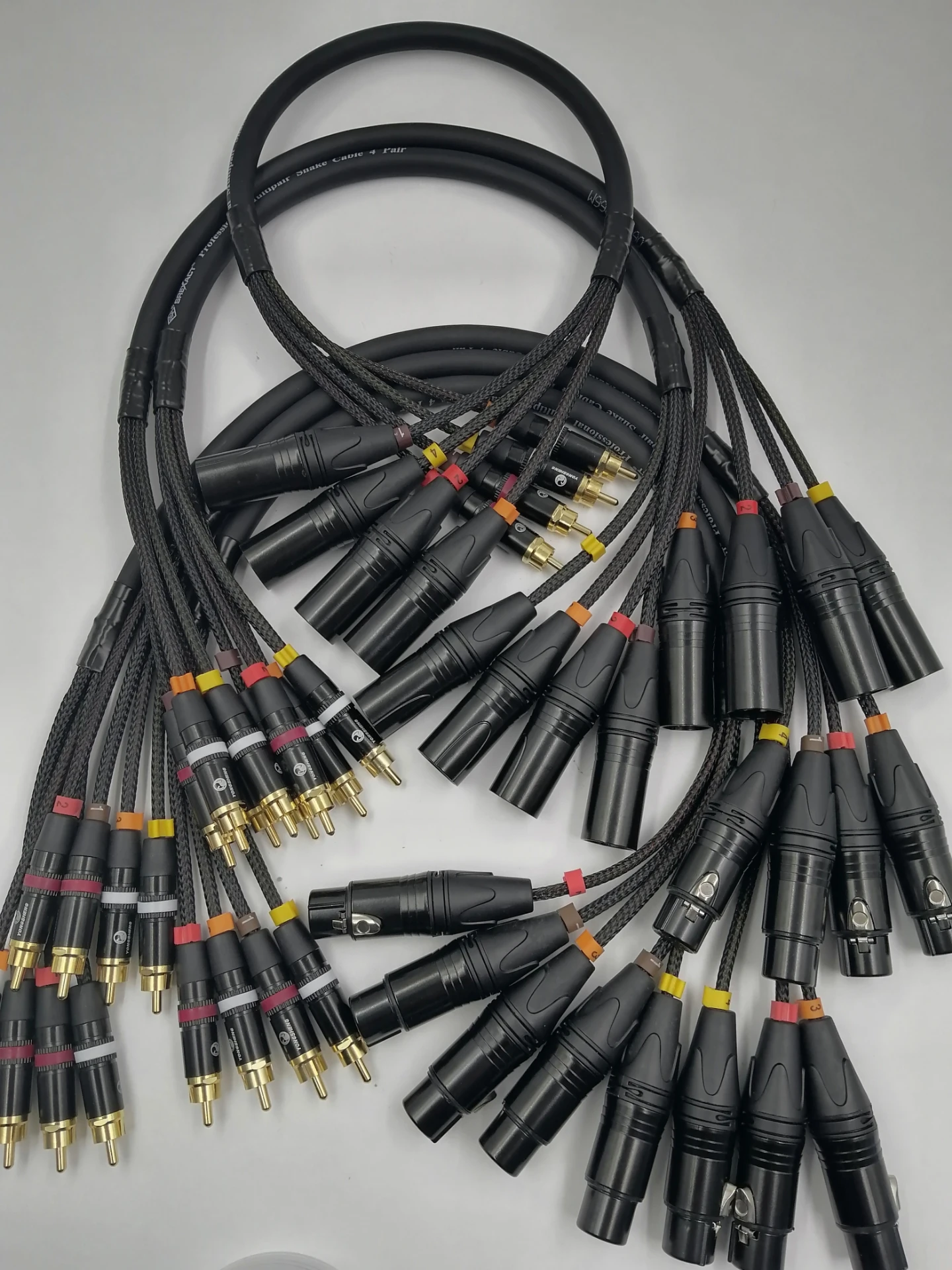 4-канальный штекер/гнездо на лотос Rca аудио сигнал несбалансированный