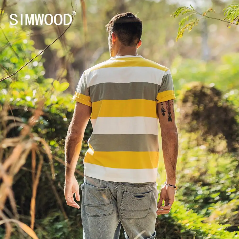 Мужская футболка в контрастную полоску SIMWOOD дышащая из 100% хлопка с нагрудным