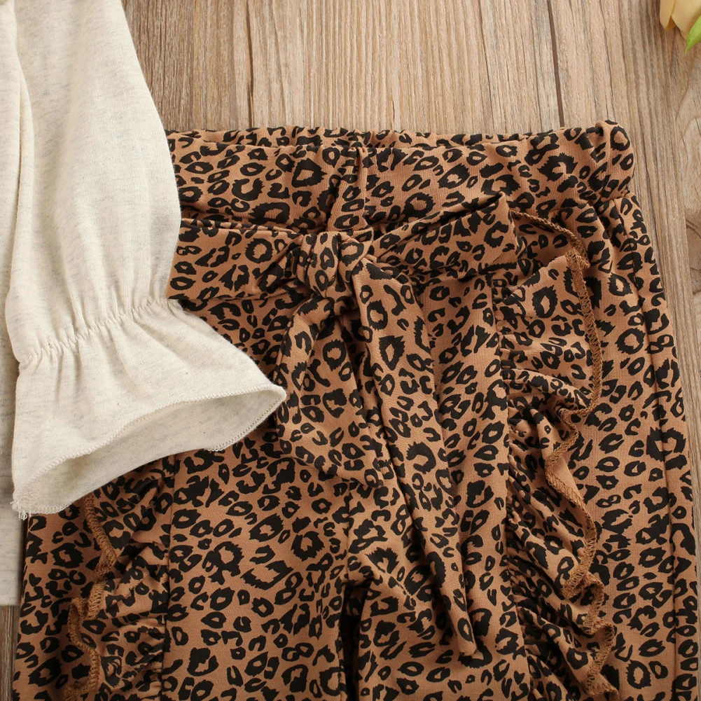 Комплект из 3 предметов; Модная одежда для маленьких девочек; топы с оборками; рубашка; блузка; леггинсы; леопардовые штаны; Повседневная теплая одежда; сезон осень-зима