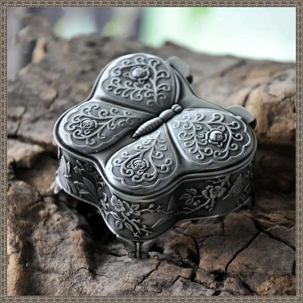 Retro Metal Rose Engraving Butterfly Jewelry Box Trinket Jewelry Storage Keepsake Box for Women