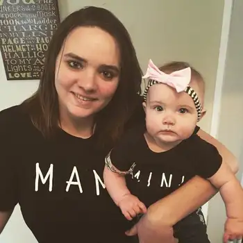 

Mama and Mini Mama and Kid Matching Clothes Family Matching Look Shirts Mama and Girls Summer Short Sleeve Tshirts Tops Tee