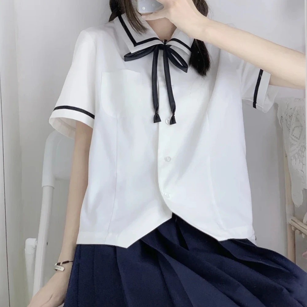 Collar black strip Short-sleeved women's shirt Summer Japanese Anime White shirt
