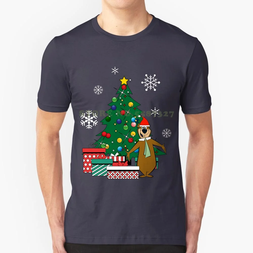 Yogi Bear Around The Christmas Tree Graphic Custom Funny Vendita Calda Tshirt Yogi Bear Picinic Basket Boo Boo Ranger Smith Cindy