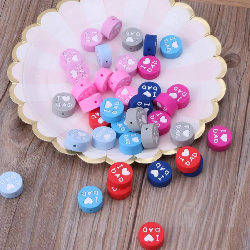 

5pcs/lot Baby Silicone Beads Teething Teethers Nursing Toy I Love Mon/Dad Letter Teether Beads Food Grade Silicone DIY