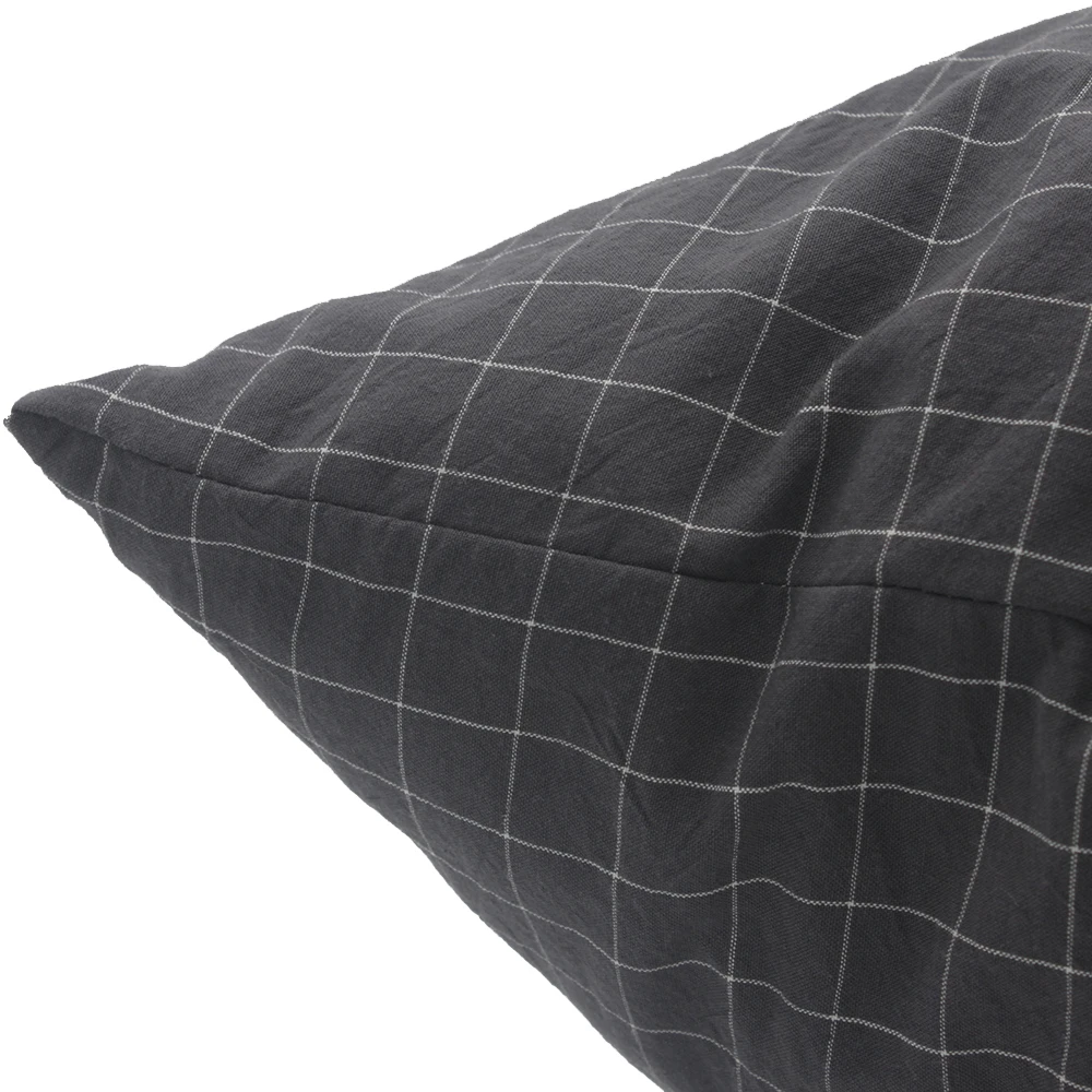 CC175_Dark_Gray_Plaid_4