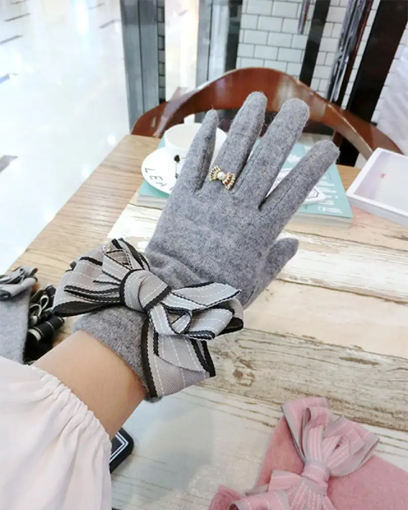 Striped Bow Cashmere Gloves Korean Ladies Winter Gloves Fashion Cute Touch Screen Five Finger Cashmere Warm Women A431 cashmere women gloves