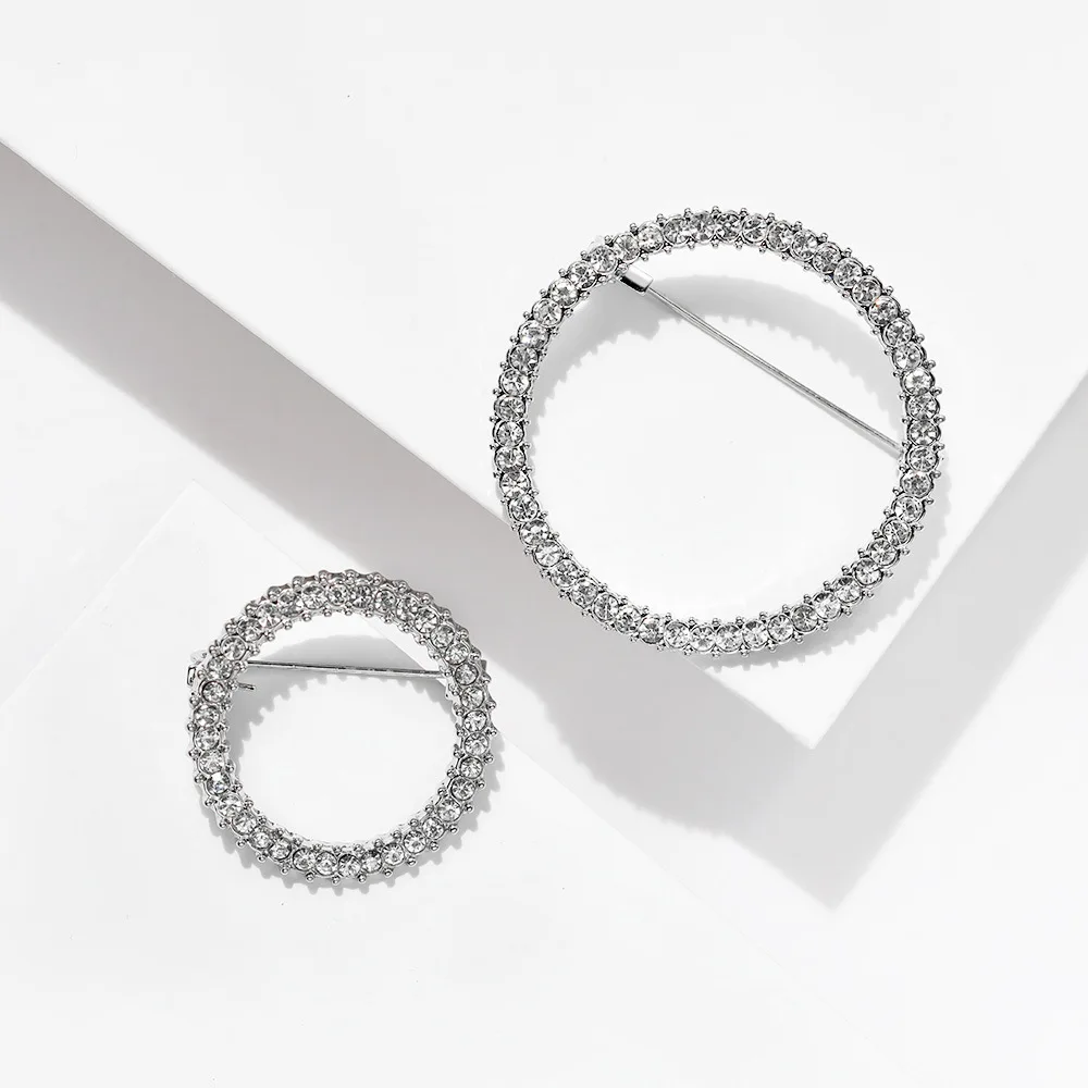 

Xiliang Concubine Korean-style Versitile Fashion Simple Circle Brooch Coat Brooch Cardigan Corsage Ornament X1136