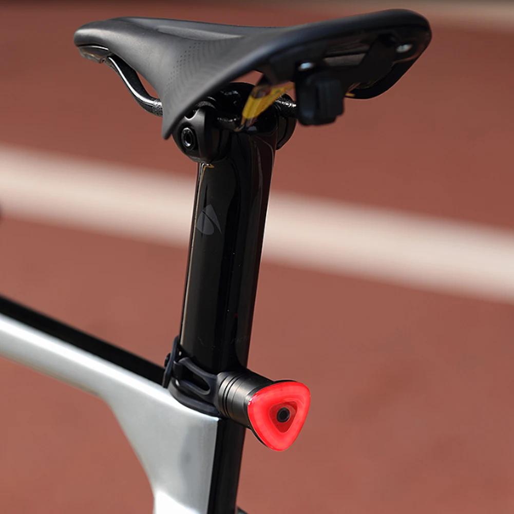 

Bicycle Taillight Smart Auto Brake Sensing Light IPx6 Waterproof LED Charging Cycling Taillight Bike Rear Light Accessories