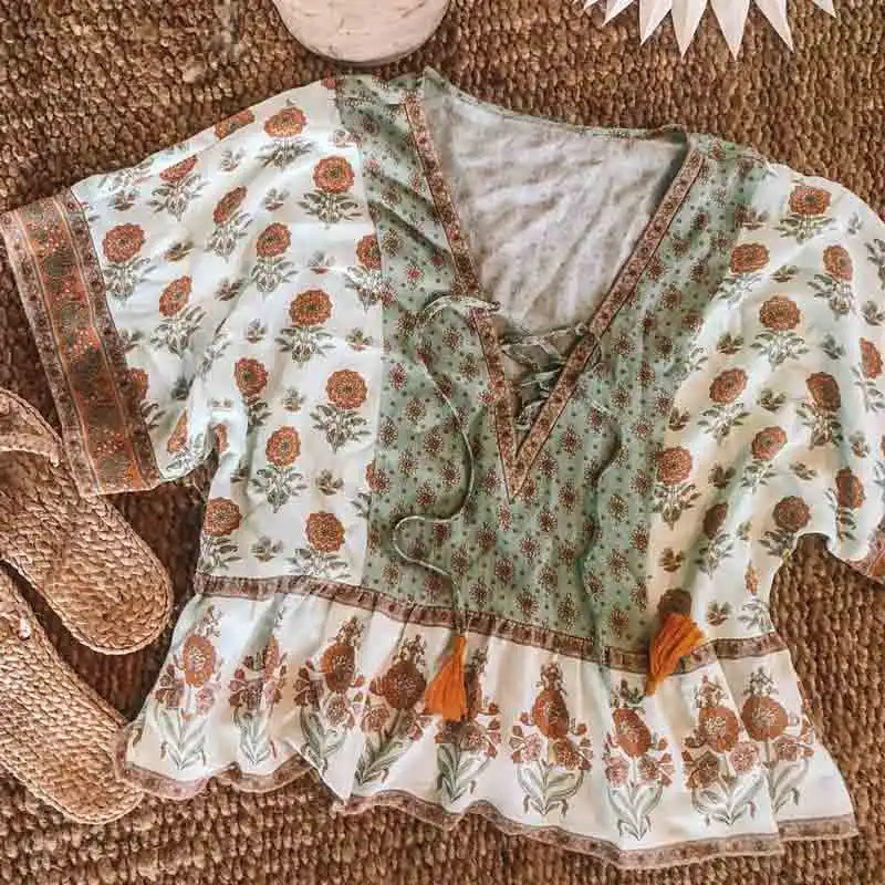 

Boho Inspired floral print relaxed blouse women V-neck crossover ties summer top flare sleeve boho blouse 2019 casual bech tops