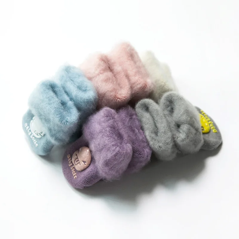 Носки из хлопка для мальчиков и девочек, нескользящие носки-тапочки для малышей мягкие, милые, зимние, утепленные, бархатные, дышащие носки для малышей