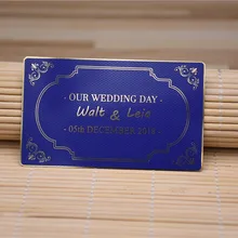 Печатный Серебряный/золотая металлическая карточка текстура фон глянцевый золотой край и текст полный фон напечатан