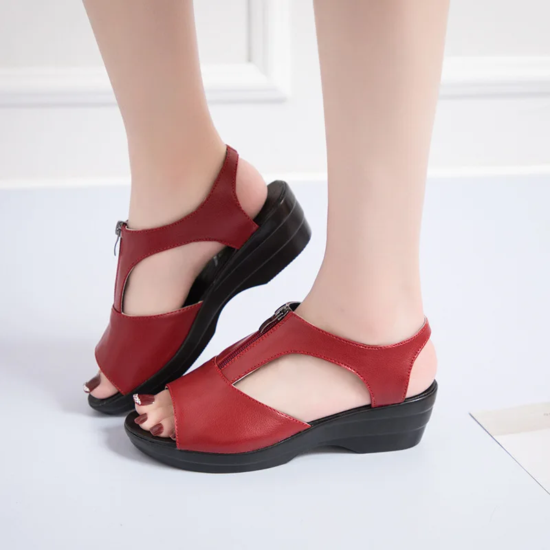 

2019 Summer Waterproof Platform Fish Mouth Gauze Joint Low Top Front Zipper Slanted Heel Semi-high Heeled Hollow out Large Size