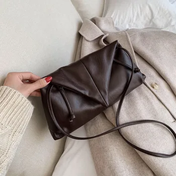 

Women Handbag 2020 New Famous Luxury Brand Designer Fashion Folds Shoulder Messenger Bag Retro Solid Soft Leather Dumpling Bag