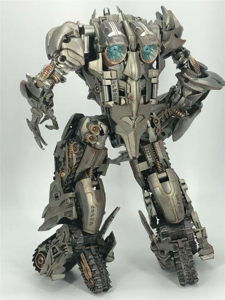 

Transformation DreamFactory GOD-11S Metal colour Mega,in stock!