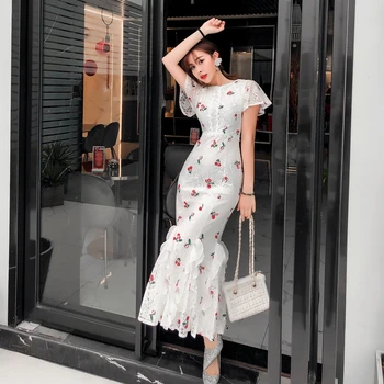 

CBAFU white floral embroidery lace mermaid dress women short sleeve summer ruffles slim sexy long party dress chic vestidos F016