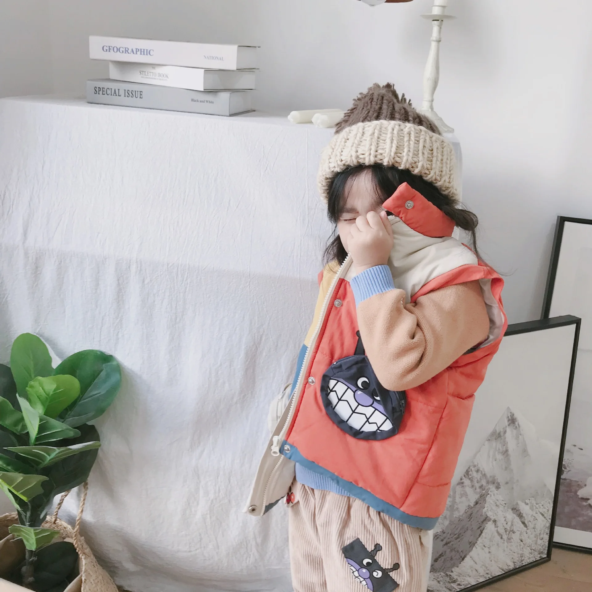 Tonytaobaby/новая зимняя одежда для мальчиков и девочек; детская одежда; хлопковые куртки; цветные жилеты; куртки; рукава могут быть разделены