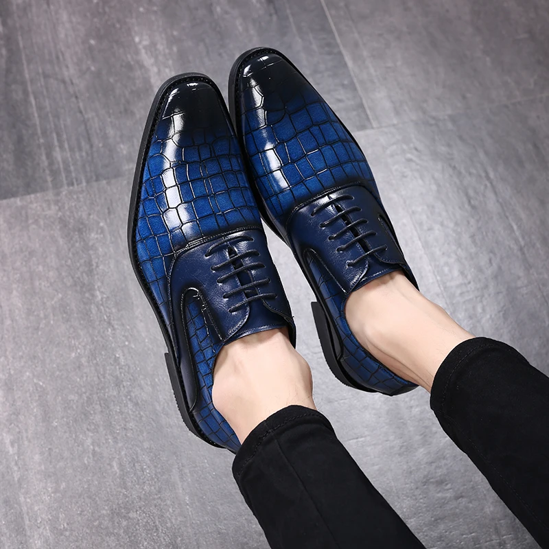 Blue Мужские модельные туфли; мужские кожаные туфли с крокодиловым узором; Роскошные элегантные туфли в деловом стиле; вечерние повседневные свадебные туфли в британском стиле - Цвет: Blue