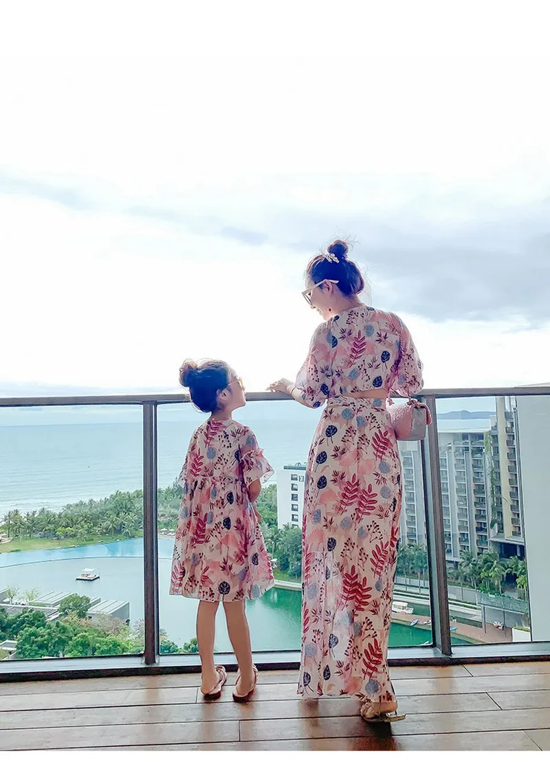 

Mother Daughter Long Beach Dresses Casual Princess Summer 2020 Family Look Family Matching Clothes Mommy and Me Dress Dot