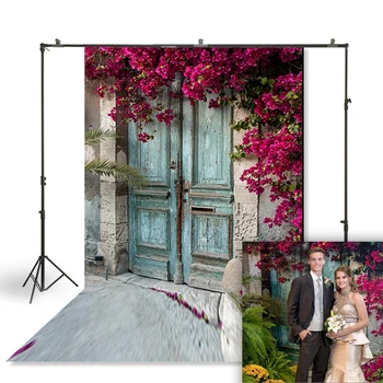 

Old wooden door pink flowers wedding photography backdrop party decor baby shower photoshoot photo studio background D-3209