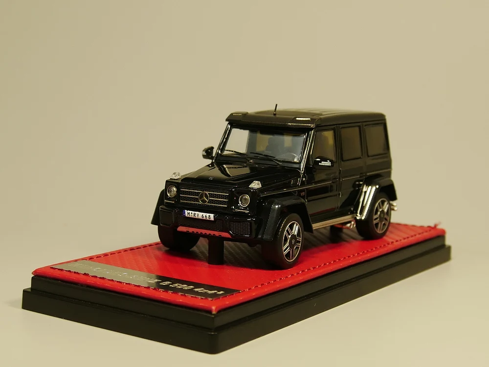 Mercedes-Benz G500 4X4 1:43 scale Diecast model car - Цвет: Черный