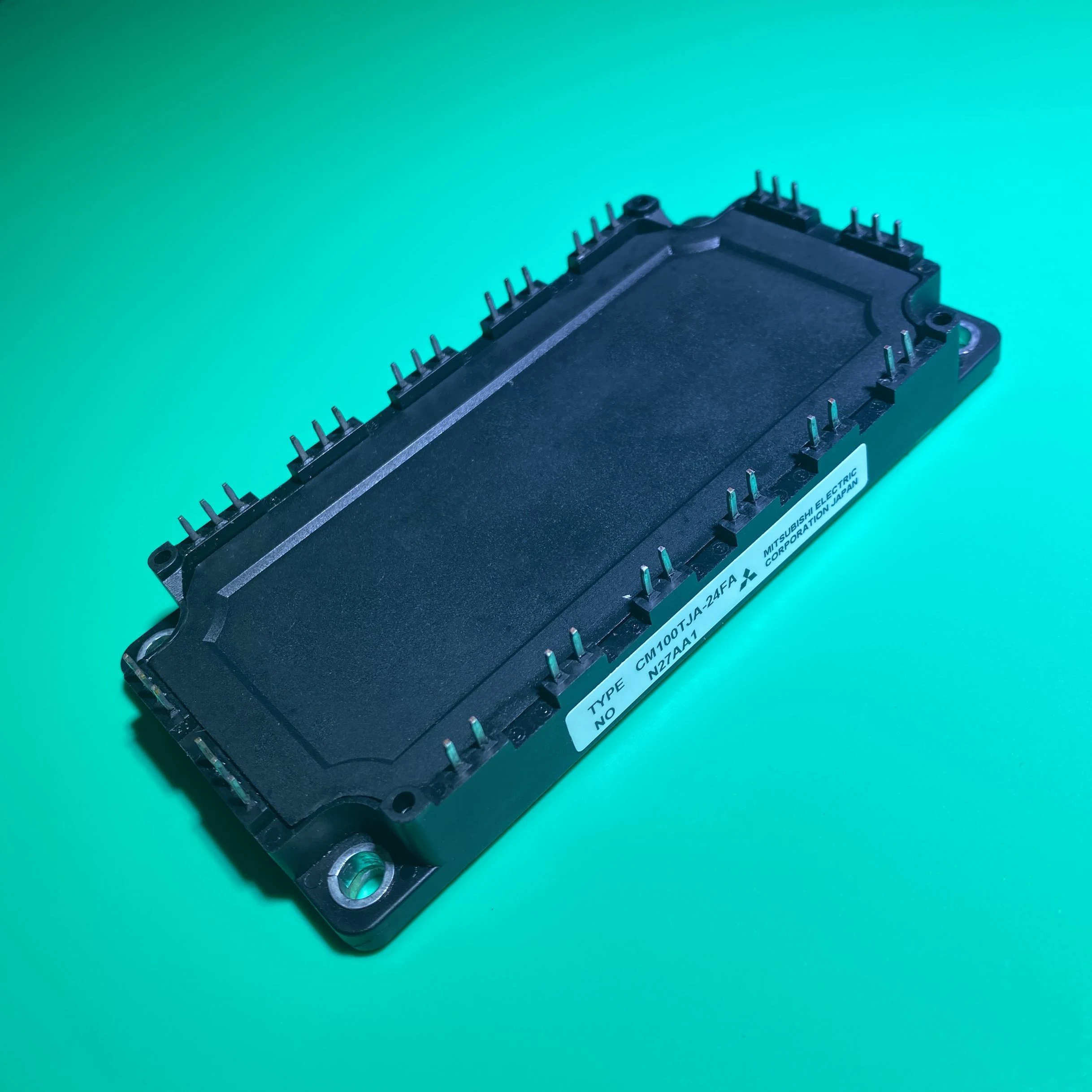 

CM100TJA-24FA модуль см 100 TJ-24 FA IGBT MOD 100A 1200 V 6-PAC CM100TJA24FA