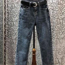 Новинка года; сезон осень-зима; женские джинсы с карманами и поясом; 1216