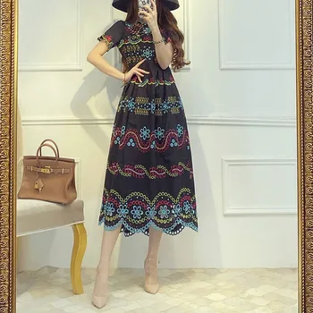 

Women Dress 2020 New Round Neck Short Sleeve Heavy Industry Embroidered Wavy Hem Dress
