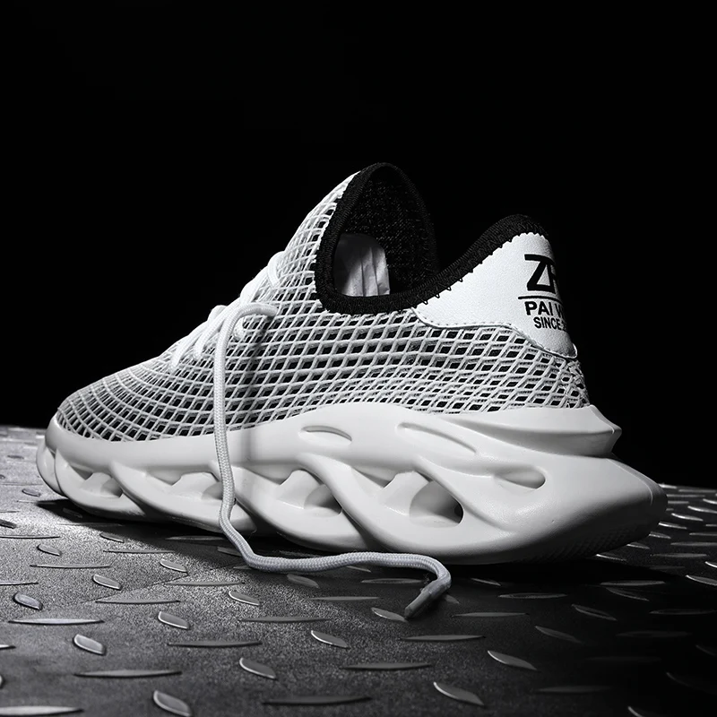 Shoes Men Sneakers 2019 Summer Autumn Ultra Baskets Breathable Casual Shoes Sapato Masculino Krasovki Zapatos De Hombre