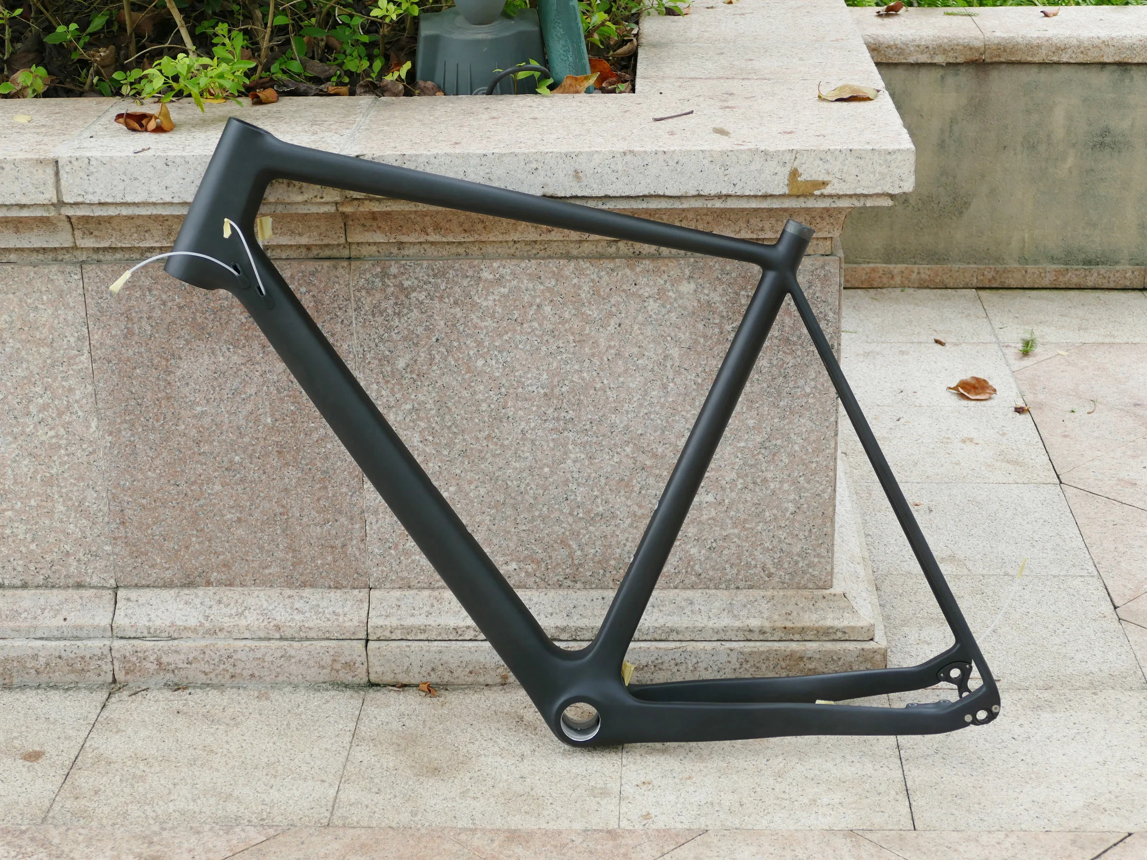 Sale Full Carbon Toray Matt Cyclocross Bike Disc Brake BSA BB30 Frame 12 * 142mm Thru Axle and Fork 15 * 100mm Thru Axle 3