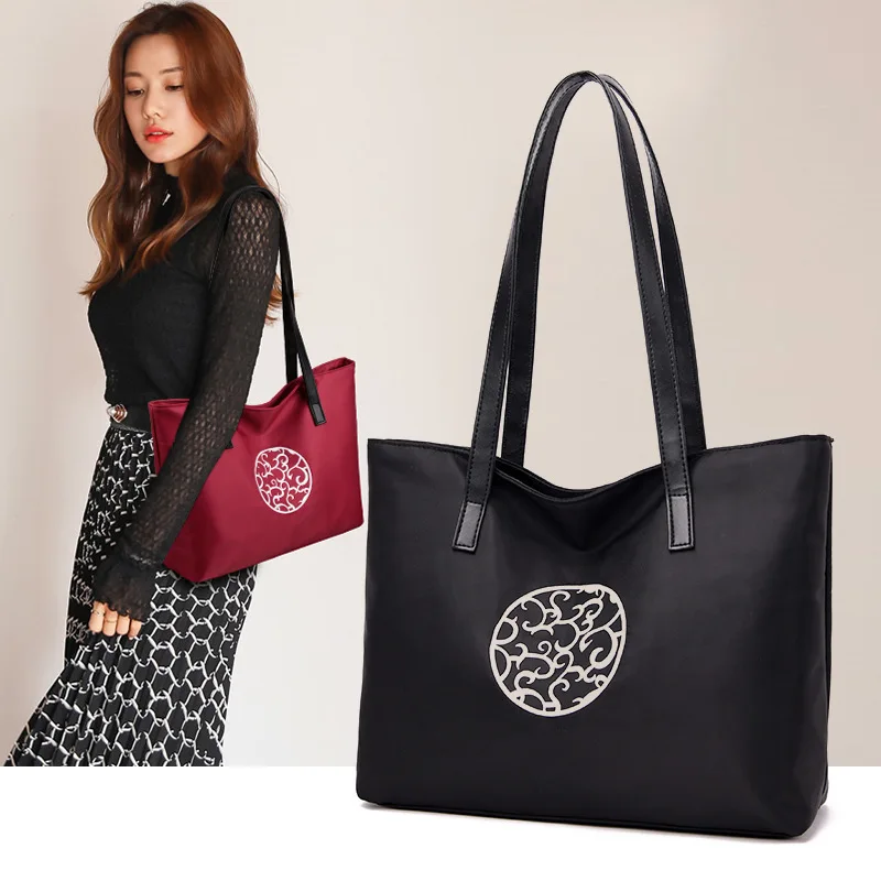 

New Style Western Style Shoulder Bag/ Hand Bag WOMEN'S Bag Retro Casual Large-Volume Shopping Bag a-Piece