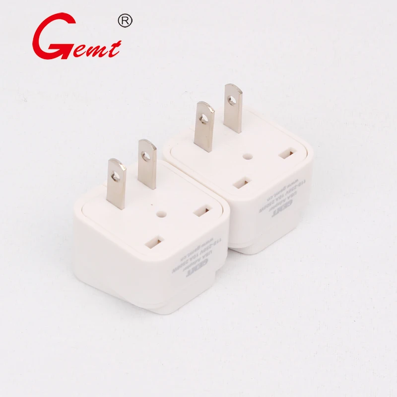 American two flat conversion plug Japan Taiwan conversion socket Power plug universal hole converter American two flat conversion plug Japan Taiwan conversion socket Power plug universal hole converter