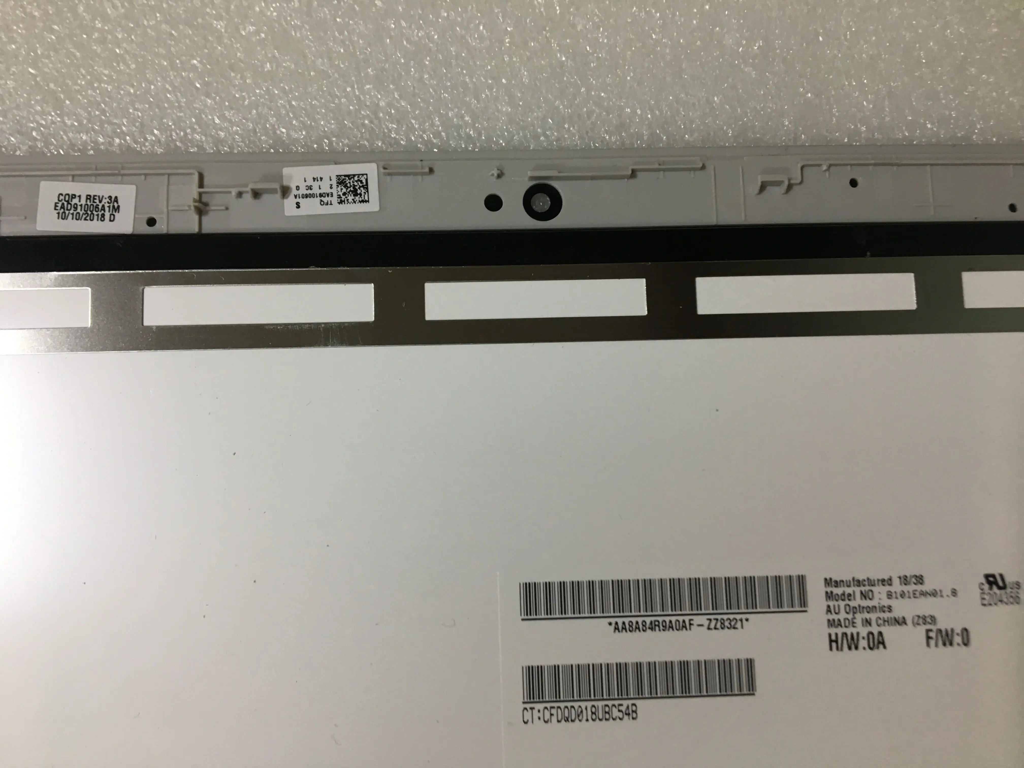 Ecran complet HP PAVILION X2 B101EAN01.8 | TV101VNM-NP1 model 10-p032f