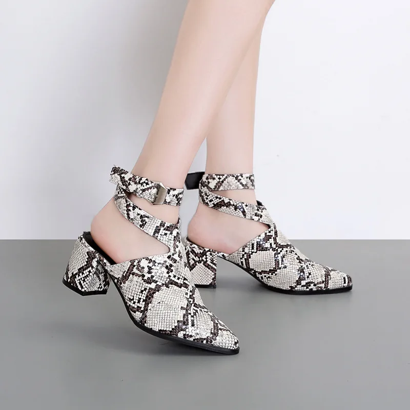 

Sandals female 2019 autumn foreign trade new fashion snake pattern pointed buckle with thick with sexy high heel boots