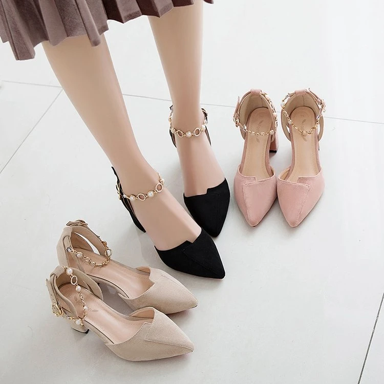 chaussure talon carre blanche