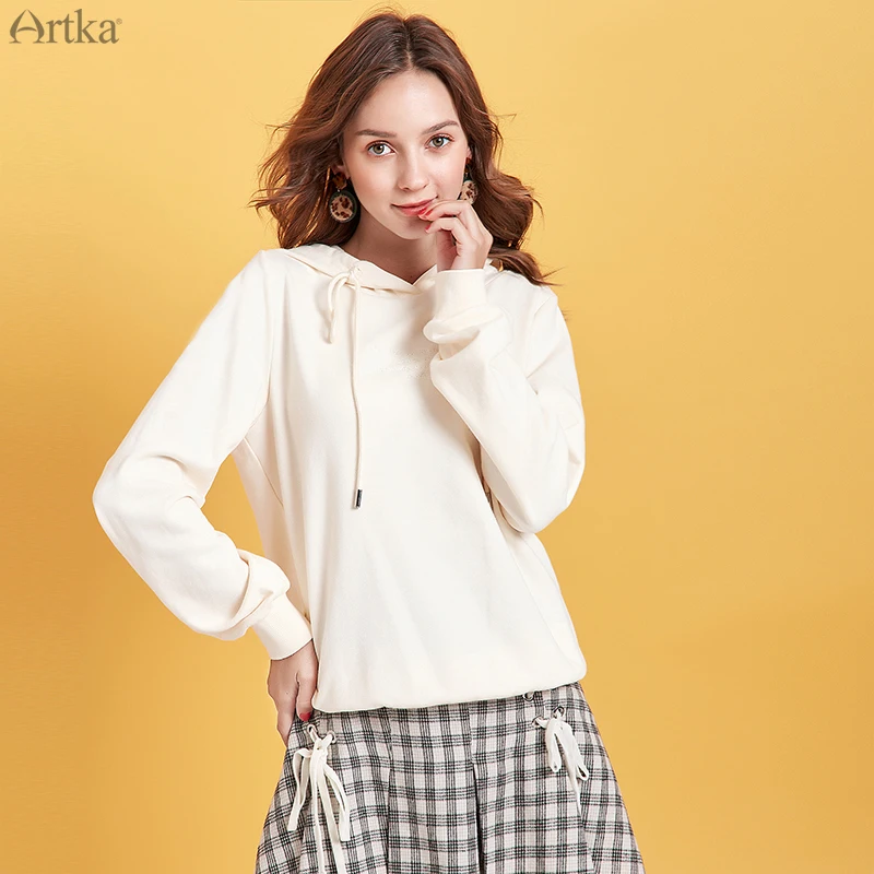 ARTKA 2019 Autumn New Women Sweatshirt Letter Embroidery Sweatshirts Multicolor Loose Casual Hooded