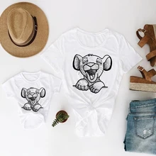 

Mother Kids Disney Simba Ohaha The Lion King Matching Clothes Sets Family Look Mom and Daughter Outfits Kawaii Harajuku T Shirt