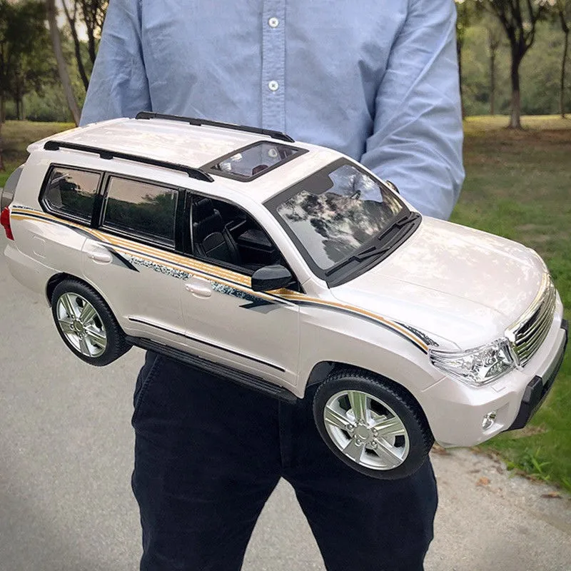 Машинка-внедорожник большого размера 4x4 на радиоуправлении для преодоления