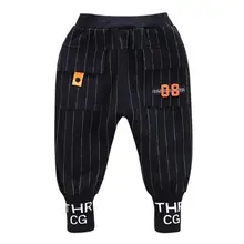 Хлопковые Штаны в полоску с буквенным принтом для малышей модные, трендовые, повседневные, Осенние, удобные, мягкие, комбинированные шаровары для мальчиков От 6 месяцев до 4 лет