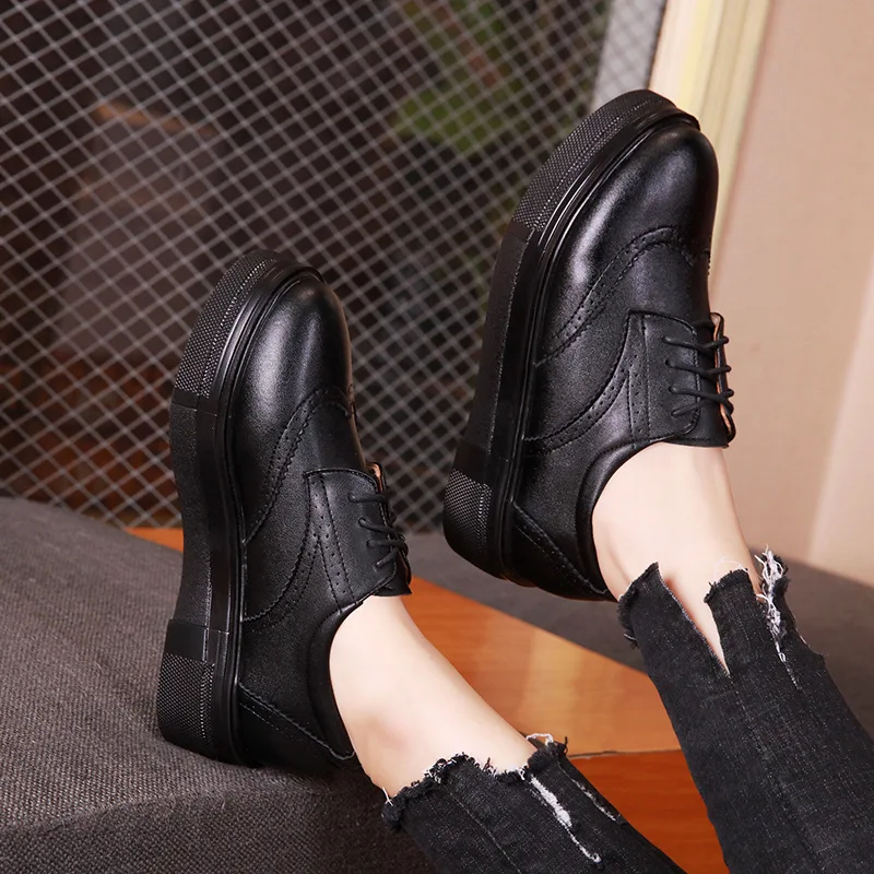 British Style Patent Leather Oxford Shoes For Woman Carved Soft Bottom Flat Platform Women`s Brogues Shoes Size 33-43 Creepers (27)